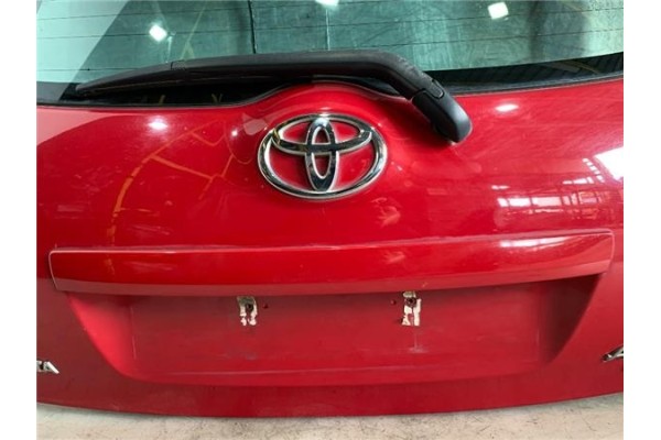 Recambio de porton trasero para toyota auris (e15) 2.0 d-4d referencia OEM IAM 6700502110 D4D 