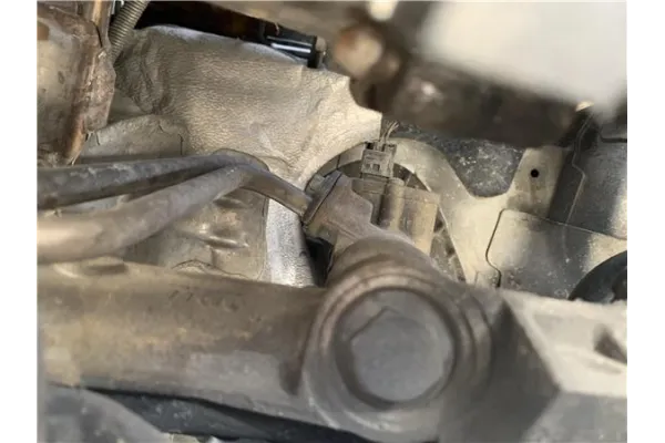 Recambio de cremallera direccion asistida para ford focus c-max 2.0 tdci referencia OEM IAM 1698389  