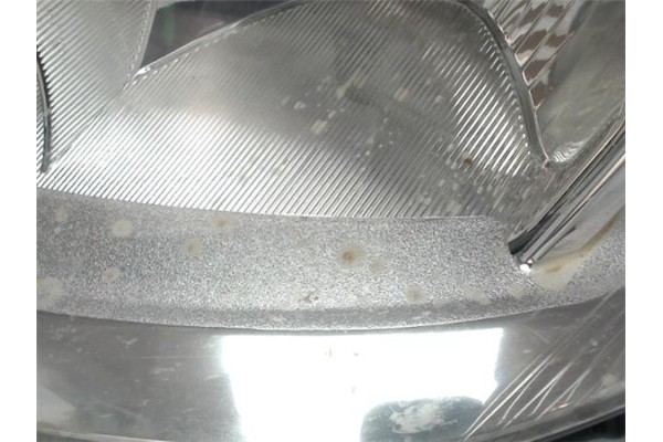 Recambio de faro delantero izquierdo para renault megane ii berlina 5p referencia OEM IAM 89306995 7701064018 