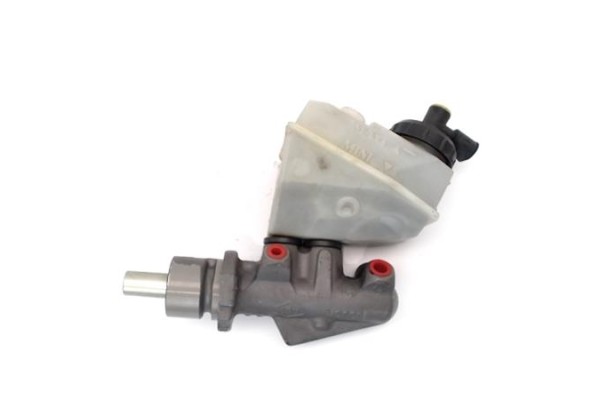 Recambio de bomba freno para nissan kubistar (x76) 1.5 dci 70 referencia OEM IAM 8200262441  