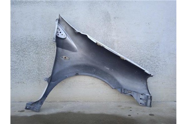 Recambio de aleta delantero izquierda para nissan almera tino (v10m) referencia OEM IAM   