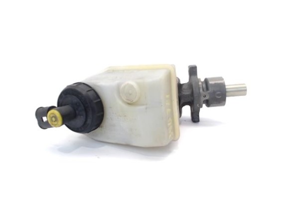 Recambio de bomba freno para nissan kubistar (x76) 1.5 dci 70 referencia OEM IAM 8200262441  