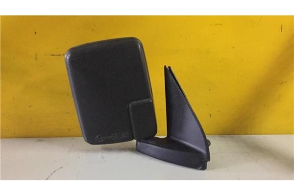 Recambio de retrovisor derecho para hyundai h 100 2.5 furgoneta caj.cerr.acristalada, 6-asientos referencia OEM IAM E4011301  