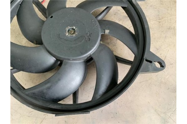 Recambio de electroventilador para mercedes-benz vito furgón (638) 2.2 110 cdi  (638.094) referencia OEM IAM A0002009723 A000200