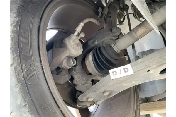 Recambio de mangueta delantero derecha para ford focus c-max 2.0 tdci referencia OEM IAM 1477861 Recambio de mangueta delantero derecha para ford focus c-max 2.0 tdci referencia OEM IAM 1477861