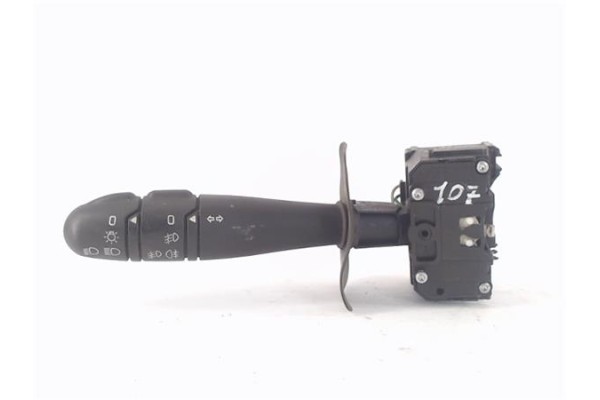 Recambio de mando de luces para renault clio ii fase ii (b/cb0) referencia OEM IAM   