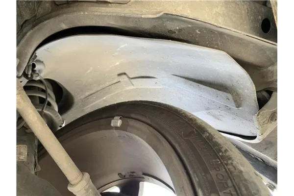 Recambio de pase rueda delantero derecho para ford focus c-max 2.0 tdci referencia OEM IAM 1336180 Recambio de pase rueda delantero derecho para ford focus c-max 2.0 tdci referencia OEM IAM 1336180