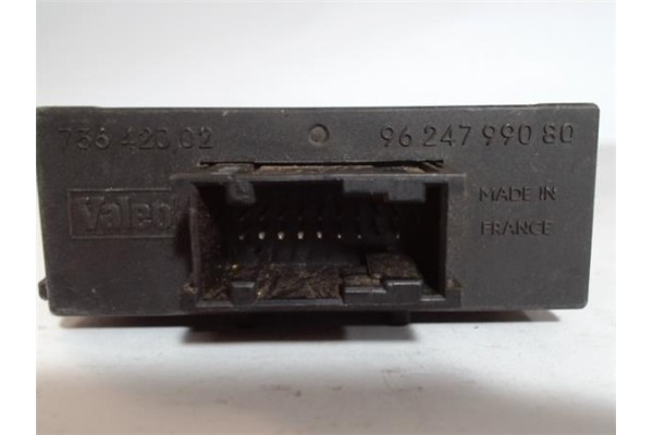 Recambio de centralita para citroen saxo 1.6 vts referencia OEM IAM 9624799080 73642002 