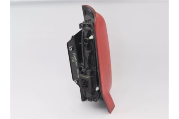 Recambio de piloto trasero izquierdo para fiat iii fiorino (225) 1.3 d multijet referencia OEM IAM 1353206080  