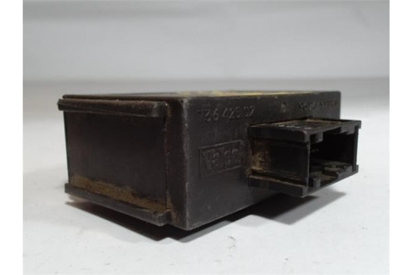 Recambio de centralita para citroen saxo 1.6 vts referencia OEM IAM 9624799080 73642002 