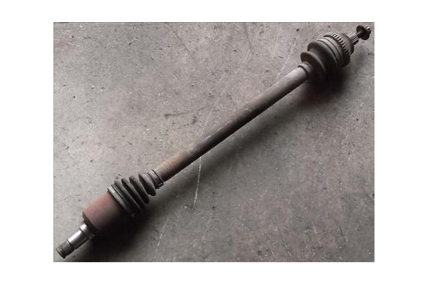 Recambio de palier trasero derecho para smart coupe 0.6 creamstyle referencia OEM IAM Q0003233V009000000  