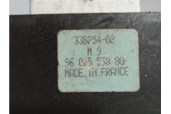 Recambio de centralita para citroen xm berlina 3.0 v6 exclusive referencia OEM IAM 9601556880 33825402 