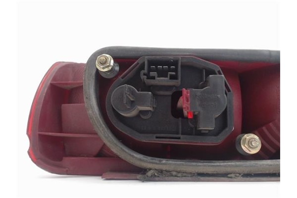 Recambio de piloto trasero izquierdo para alfa romeo 146 referencia OEM IAM   