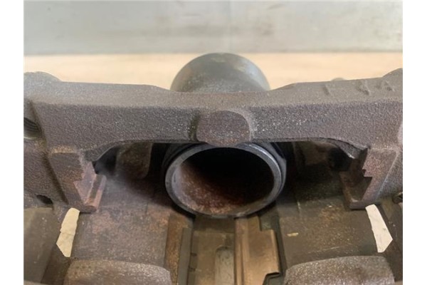 Recambio de pinza freno delantero derecha para mercedes-benz vito furgón (638) 2.2 110 cdi  (638.094) referencia OEM IAM A001420