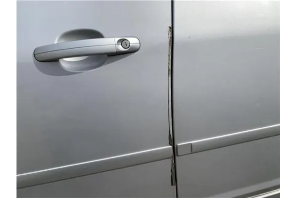 Recambio de puerta delantero izquierda para ford focus c-max 2.0 tdci referencia OEM IAM 1678024 FR01600420A 