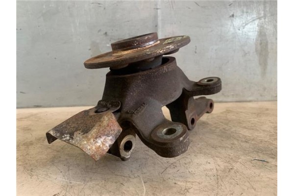 Recambio de mangueta delantero derecha para mercedes-benz vito furgón (638) 2.2 110 cdi  (638.094) referencia OEM IAM A638330033