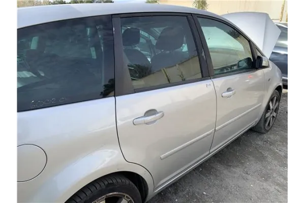 Recambio de puerta trasero derecha para ford focus c-max 2.0 tdci referencia OEM IAM 1496875  