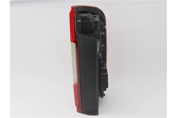 Recambio de piloto trasero izquierdo para fiat iii fiorino (225) 1.3 d multijet referencia OEM IAM 1353206080  