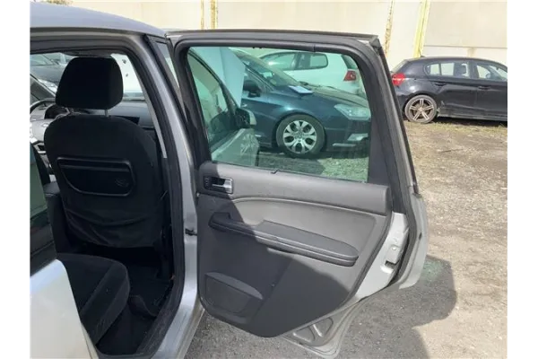 Recambio de puerta trasero derecha para ford focus c-max 2.0 tdci referencia OEM IAM 1496875  