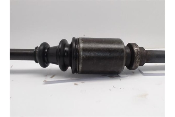 Recambio de palier delantero derecho para peugeot 205 ii (20a/c) 1.4 referencia OEM IAM 3273Y0  