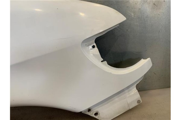 Recambio de aleta delantero derecha para mercedes-benz vito furgón (638) 2.2 110 cdi  (638.094) referencia OEM IAM A6388801506  