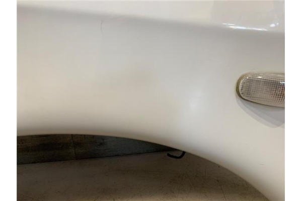 Recambio de aleta delantero izquierda para mercedes-benz vito furgón (638) 2.2 110 cdi  (638.094) referencia OEM IAM A6388801306