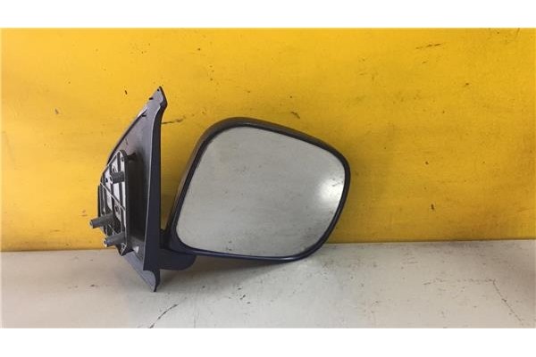 Recambio de retrovisor derecho para nissan vanette cargo 2.3 vanette cargo combi - 5 referencia OEM IAM E9010052  