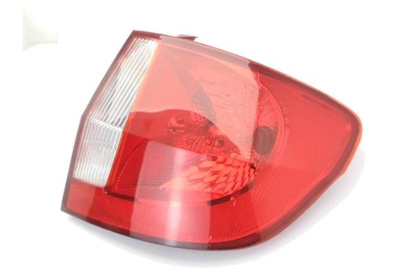 Recambio de piloto trasero derecho para hyundai getz (tb) 1.5 crdi referencia OEM IAM 924021C510 082211936RR 