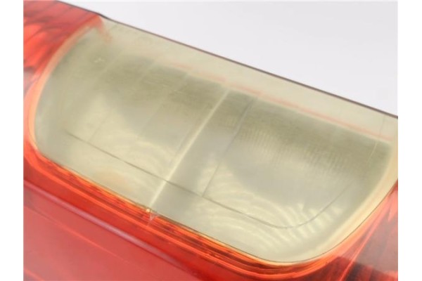 Recambio de piloto trasero izquierdo para fiat iii fiorino (225) 1.3 d multijet referencia OEM IAM 1353206080  