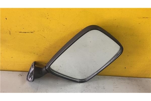 Recambio de retrovisor derecho para nissan vanette (c220) 1.5 vanette bus referencia OEM IAM   