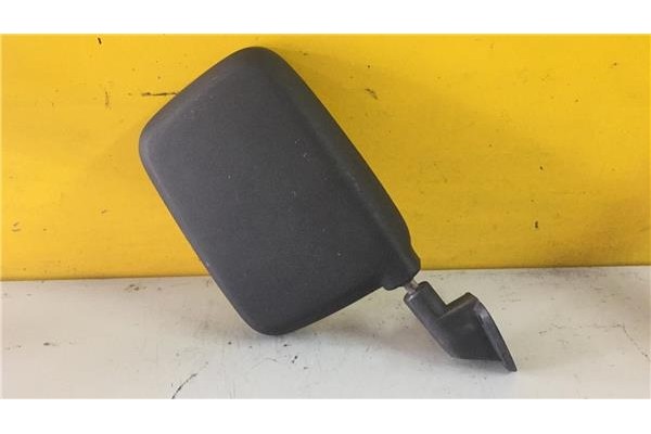 Recambio de retrovisor derecho para nissan vanette (c220) 1.5 vanette bus referencia OEM IAM   