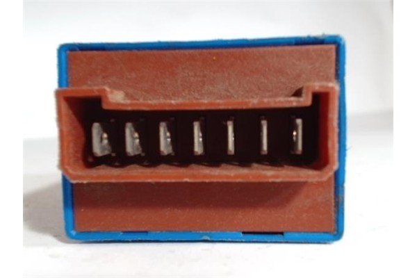 Recambio de caja reles para citroen xm berlina 3.0 24v exclusive referencia OEM IAM  02465 