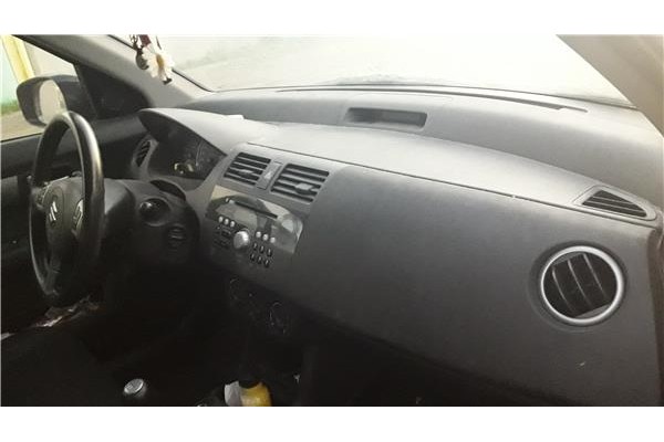 suzuki swift iii (sg) del año 2006