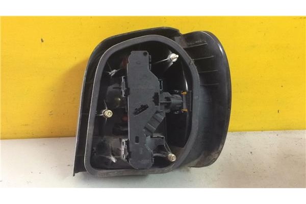 Recambio de piloto trasero izquierdo para volkswagen polo iii (6n1) 1.0 air referencia OEM IAM 6N0945095B  