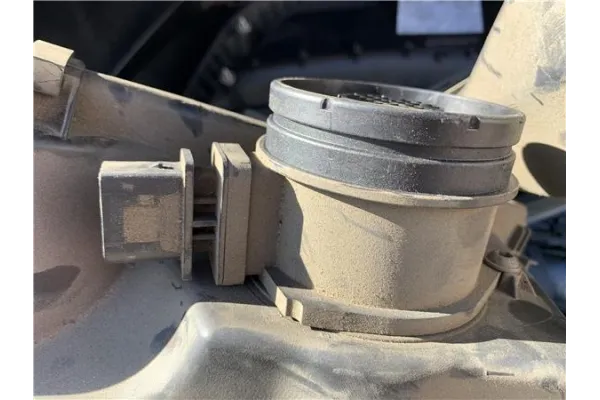 Recambio de caudalimetro para bmw serie 1 berlina (e81/e87) 2.0 118d referencia OEM IAM 281002567  