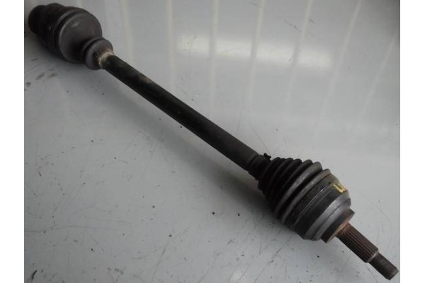 Recambio de palier delantero derecho para renault laguna (b56) 1.8 16v (b563, b564) referencia OEM IAM   