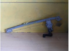 ELEVALUNAS MANUAL DELANTERO IZQUIERDO 7700311818 