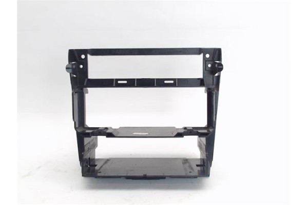 Recambio de embellecedor cuadro instrumentos para mercedes-benz clase c (bm 202) berlina referencia OEM IAM 2026890016  