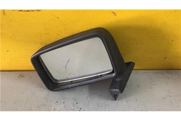 Recambio de retrovisor izquierdo para lada niva (2121/21213/21214/21215/2131) 1.6 5000 referencia OEM IAM E10017239  