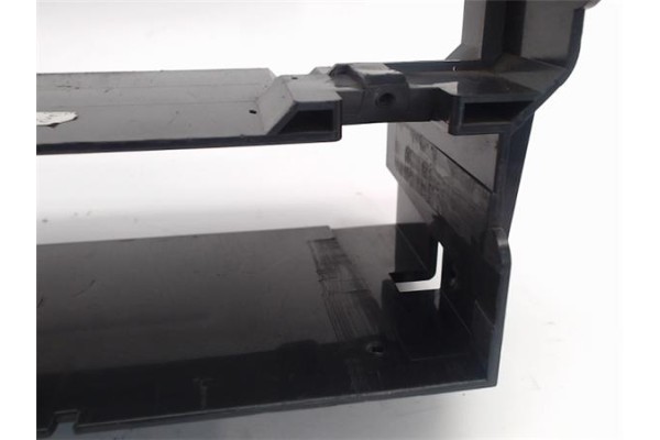 Recambio de embellecedor cuadro instrumentos para mercedes-benz clase c (bm 202) berlina referencia OEM IAM 2026890016  