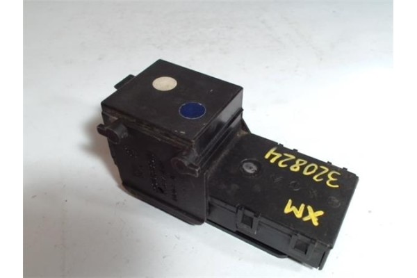 Recambio de caja reles para citroen xm berlina 3.0 v6 exclusive referencia OEM IAM 9608173180  