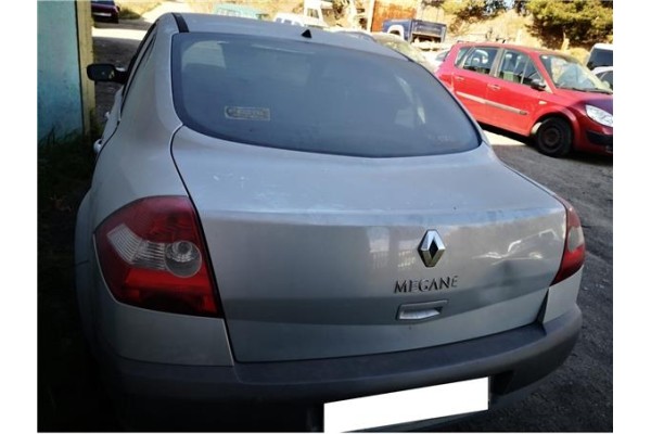 renault megane ii sedán (lm0/1_) del año 2004