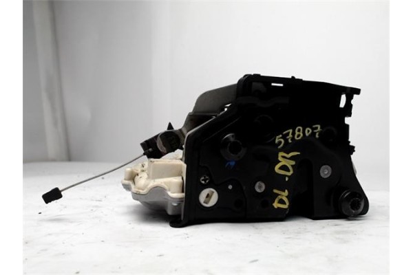 Recambio de cierre electromagnetico delantero derecho para seat altea (5p1) 1.9 tdi referencia OEM IAM 1P1837016  1P1837016B , S