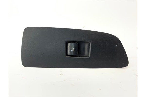 Recambio de mando elevalunas delantero derecho para bmw serie 1 berlina (e81/e87) 2.0 118d referencia OEM IAM 15979800 513371384