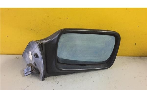 Recambio de retrovisor electrico derecho para bmw serie 5 (e28) 1.8 518 referencia OEM IAM E117111  