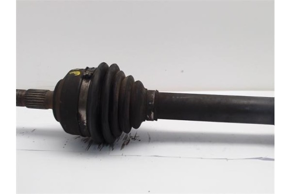 Recambio de palier delantero izquierdo para citroen xsara berlina 1.9 td referencia OEM IAM 3272R8  