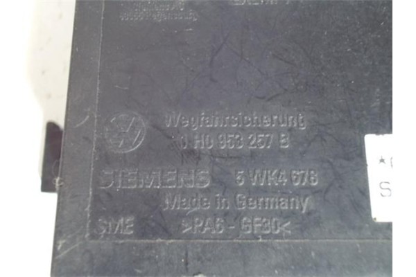 Recambio de centralita para seat toledo (1l) 1.9 sxe referencia OEM IAM 1H0953257B 5WK4678 