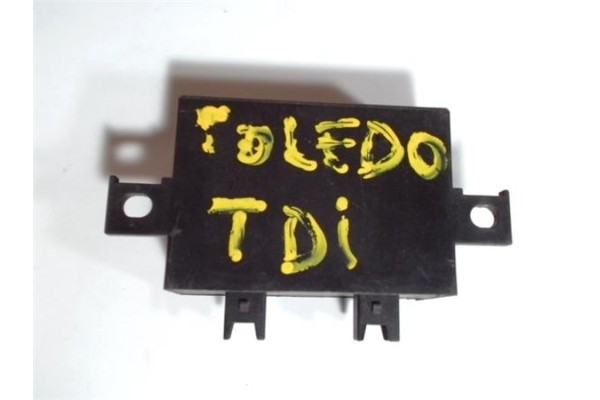 Recambio de centralita para seat toledo (1l) 1.9 sxe referencia OEM IAM 1H0953257B 5WK4678 