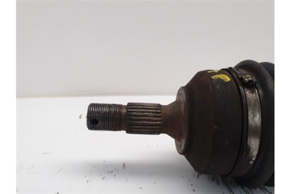 Recambio de palier delantero izquierdo para citroen xsara berlina 1.9 td referencia OEM IAM 3272R8  