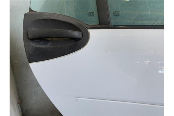 Recambio de puerta delantero derecha para smart fortwo coupe 0.8 fortwo coupe cdi (33kw) (451.300) referencia OEM IAM A451722020